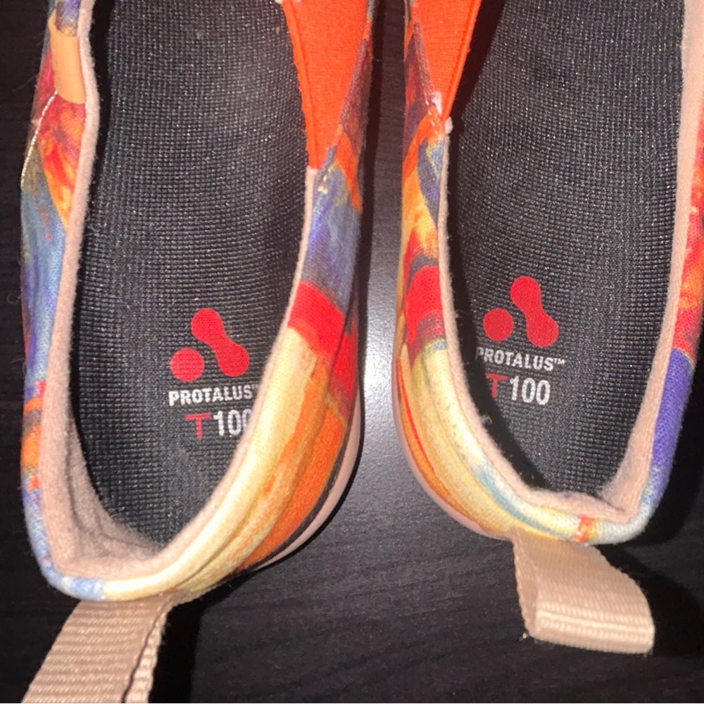 UIN COLOR BRUSH TOLEDO slip ons women’s size 7.5 - Picture 6 of 8
